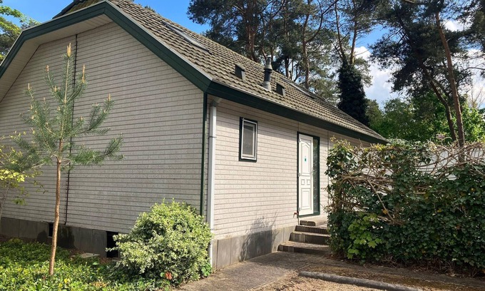 Lochem Casa | Family villa made up of 2 separate bungalows