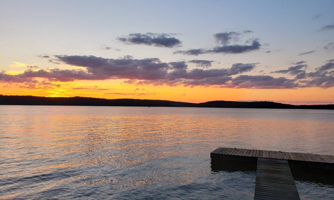 Hawley Casa | FamilyOriented LakeWallenpaupack Lakefront3BR+Loft+2FBaths-GreatViews!Central AC