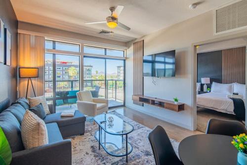 Evans Churchill Apartamento | Fancy 1BD - DT PHX - Parkin, Gym, Pool - Sleeps 6