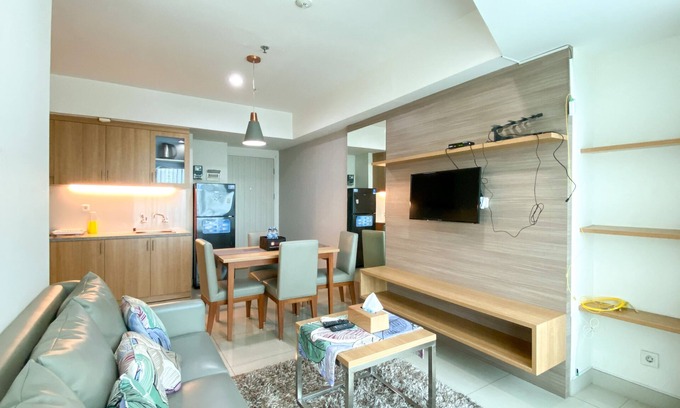 Bekasi Barat Apartamento | Fancy And Nice 3Br At Grand Kamala Lagoon Apartment