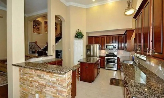 Barker Casa | ♕Fancy Home near Cypress♕
