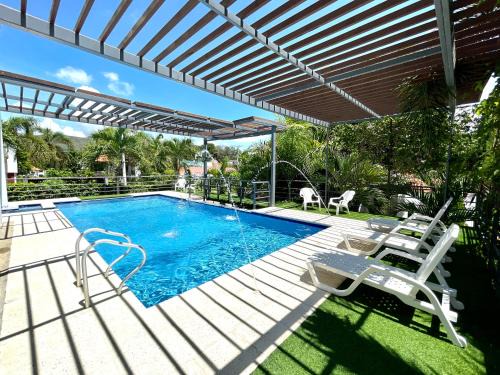 Ricaurte Casa | Fantástica CASA FINCA piscina priv, wifi, tv