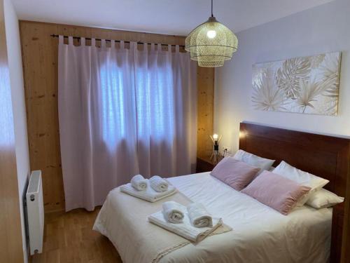 Castiello de Jaca Apartamento | Fantástico Apartamento con jardín en Castiello de Jaca VUT HU-20-007