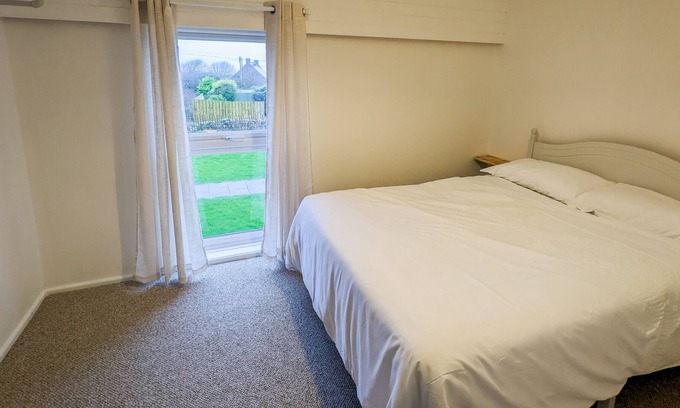 St. Agnes Chalet De Esquí | Fantastic 2 bedroom chalet 20 minute walk to the beach.