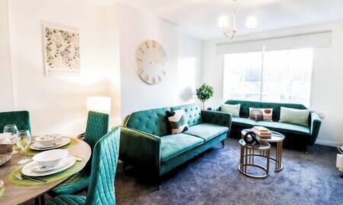 Shaftesbury Apartamento | Fantastic 3 Bedroom Maisonette
