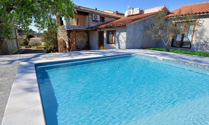 Kurili Apartamento | Fantástico piso con piscina de agua salada, bebida de bienvenida, zona de barbacoa - cerca de Rovinj