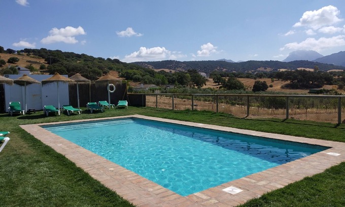 Prado del Rey Cabaña | Fantástica casa rural El Rincón de Marco y María en el Bosque