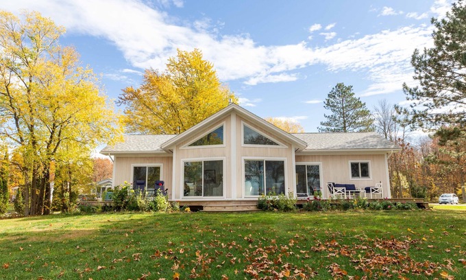 Isle La Motte Casa | Fantastic Family Lakefront Home on Peaceful Isle LaMotte, VT!
