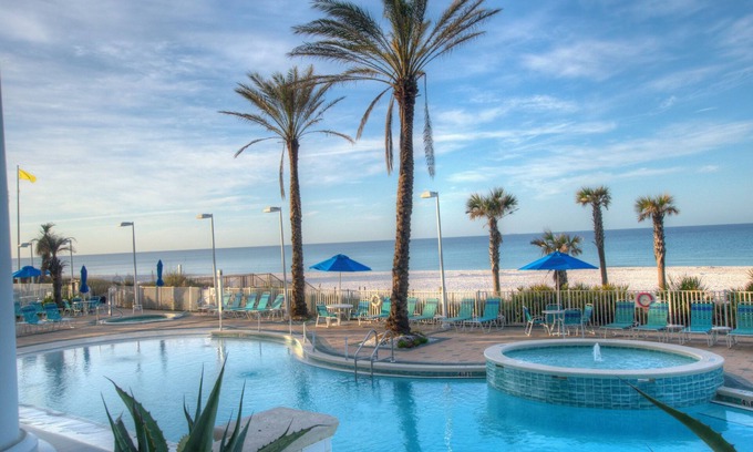 Panama City Beach Condominio | Fantastic Gulf-front 1 Bd Condo At Boardwalk in Panama City Beach!