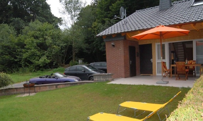 Wrexen Casa | Casa de vacaciones de lujo en la linde del bosque con jacuzzi y chimenea (wifi gratis)
