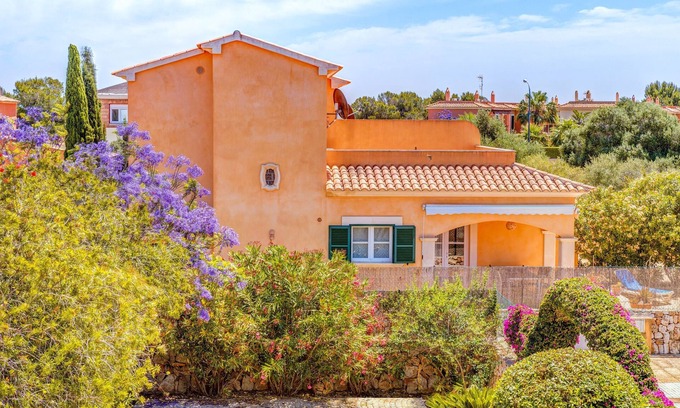 Llucmajor Casa | Fantástica casa con piscina, Wi-Fi y terraza; Aparcamiento disponible