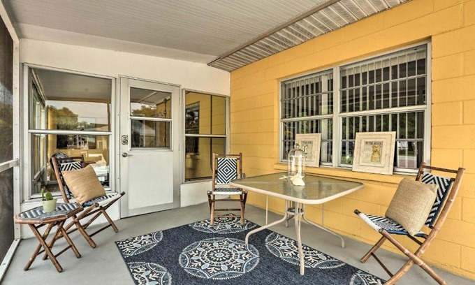 Punta Gorda Casa | Fantastic Home with Fire Pit about 1 Mi to River!