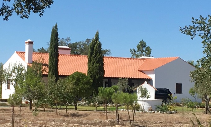 Vale de Mulheres Otro | Fantástica casa w / piscina en zona tranquila y caliente Alentejo llanura cerca de Évora