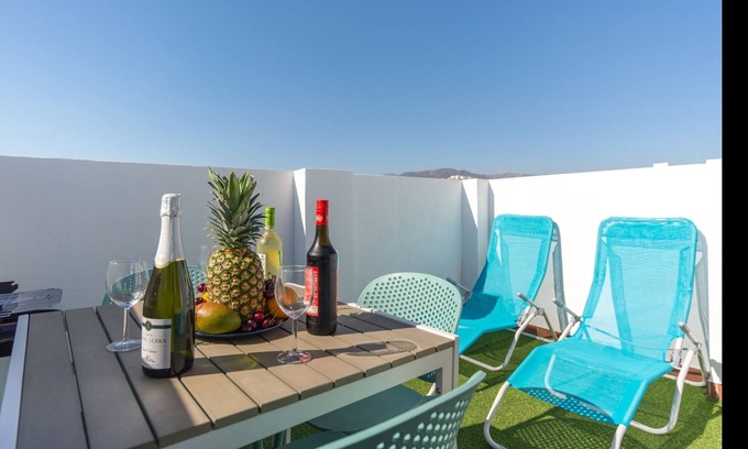 Capuchinos Apartamento | Magnifico Ático terraza con vistas 2hab AC