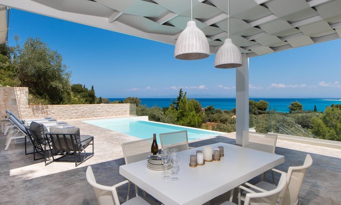 Agios Ioannis Villa | Fantastic seaviews, private villa w/pool near the beach
