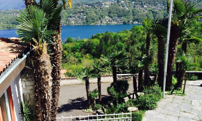 Vernate Casa | Fantástica vista sobre el lago y las montañas.