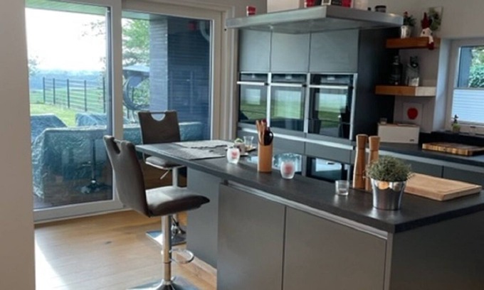 Roesrath Casa | Fantastic villa with unobstructed views just outside Cologne