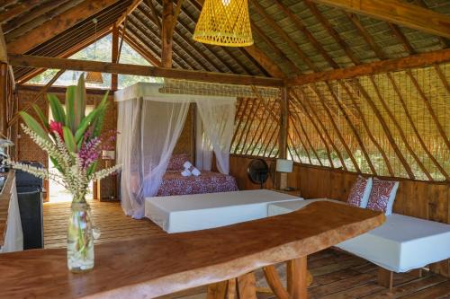 Fitii Otro | Fare Maimiti - Tu'i'anina Village Huahine