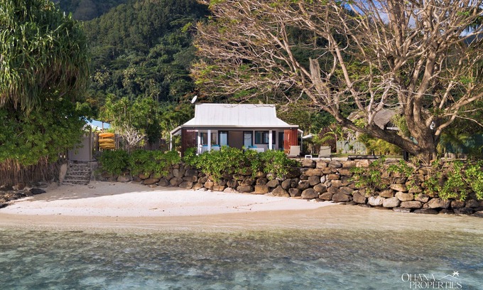 Moorea-Maiao Villa | Fare Nalu - 2BR Beach Bungalow