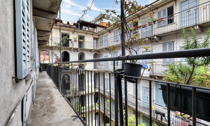 Porta Volta Apartamento | Farini 6 - Una Habitación Piso, Capacidad 3