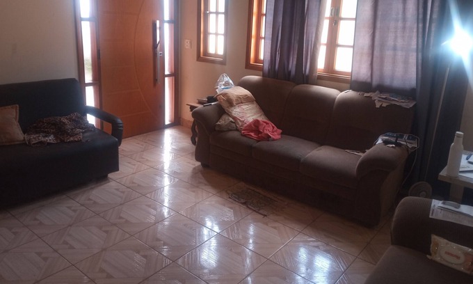 Santa Rita do Passa Quatro Casa | Farm in tourist municipality with 700 square meters of land