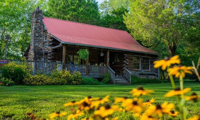 Springfield Cabina | Farm cabin retreat at Kelly’s Jubilee