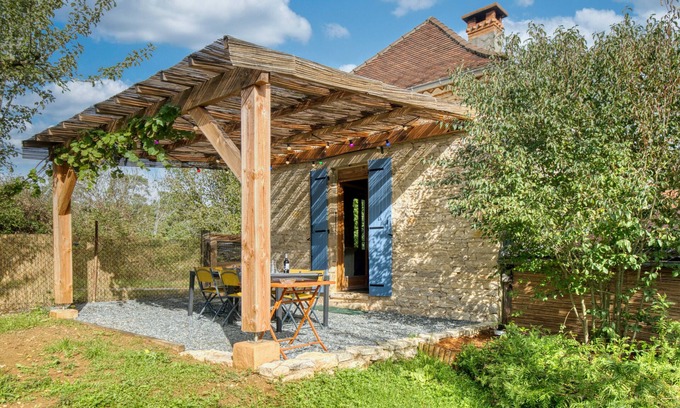 Sainte-Orse Casa | Casa rural en una granja en el corazón del Alto Périgord Noir – Autenticidad, confort y naturaleza