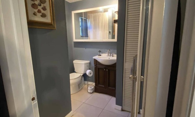 Land O' Lakes Cabaña | Farm Cottage- Quiet but Close to Everything