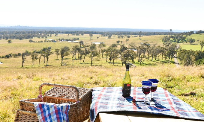 High Range Otro | Farm Getaway Southern Highlands, Pet Friendly, Scottish Highland cattle, alpacas