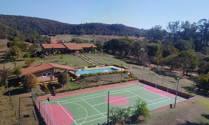 Sao Carlos Cabaña | INFINITO DE PROGRESO AGRÍCOLA: Casa de campo exuberante