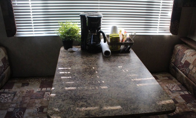 Accord Casa | Farm stay FAST wifi kitchen bath AC