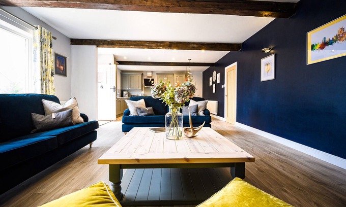 Dunholme Cabaña | FARMCOURT BARN 55 EASTFIELD LANE, family friendly in Welton