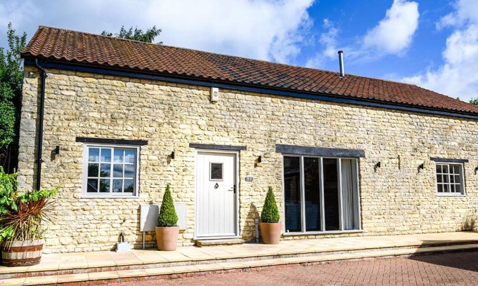 Dunholme Casa | Farmcourt Barn 55 Eastfield Lane