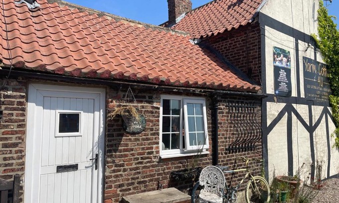 Yarm Casa | Farmers cottage
