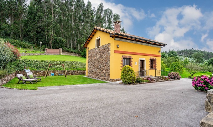 Logrezana Otro | Casa rural 'Casa Jesusa' con vistas a la montaña, terraza privada y Wi-Fi