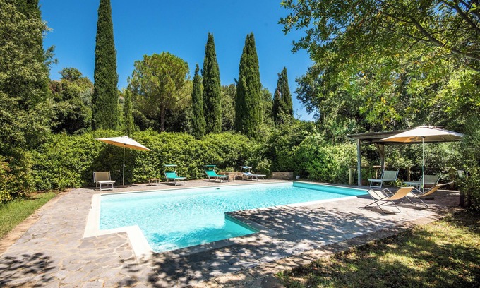 Montalcino Otro | Casa rural 'Ginepro Podere Giardino' con piscina compartida, Wi-Fi y aire acondicionado