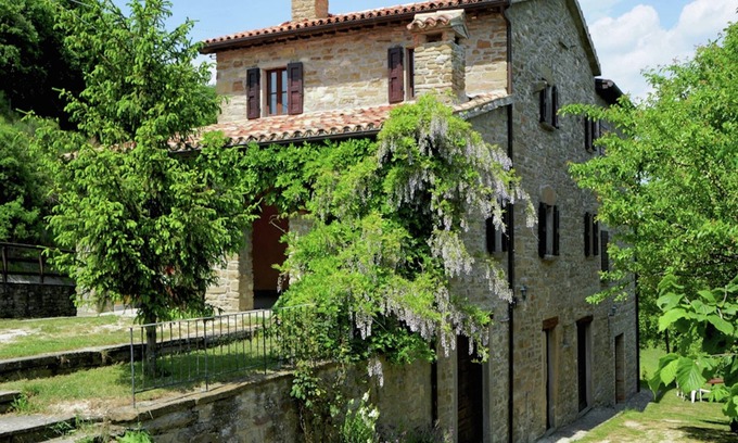 Apecchio Otro | Casa rural en Apecchio con piscina y spa