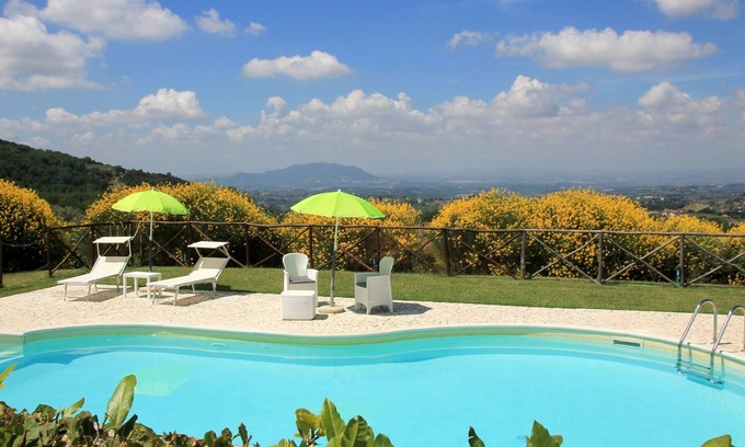 Casperia Casa | Belvilla by OYO Azzurro