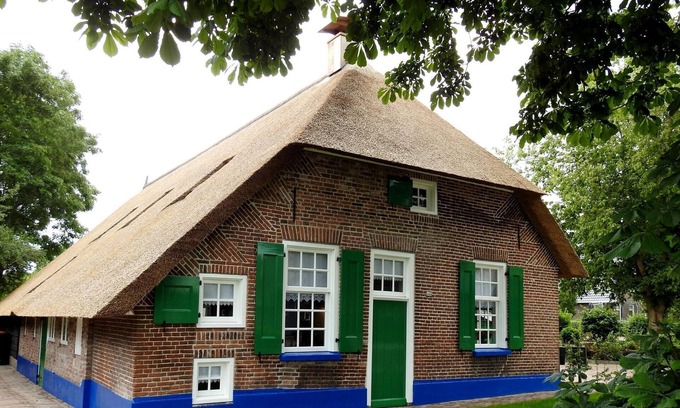 Municipality of Staphorst Casa | Hermosa casa de vacaciones en Rouveen con sauna