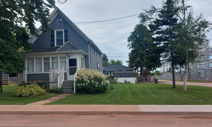 Summerside Casa | Farmhouse in the City. Shop, dine and more within walking distance.