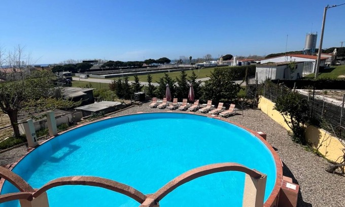 Masnou Casa | Masía La Bomba