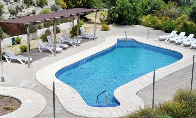 Taberno Cabaña | Casa rural Leontino WiFi alta velocidad free, calefacción, lavavajillas, piscina