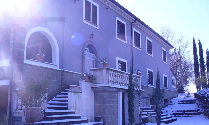 Castel Campagnano Casa | GRANJA "NIDO DEL ÁGUILA"