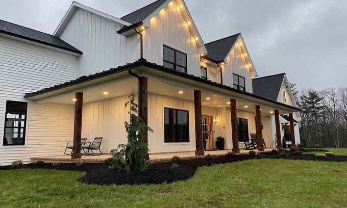 Pine Grove Otro | Farmhouse Secrets