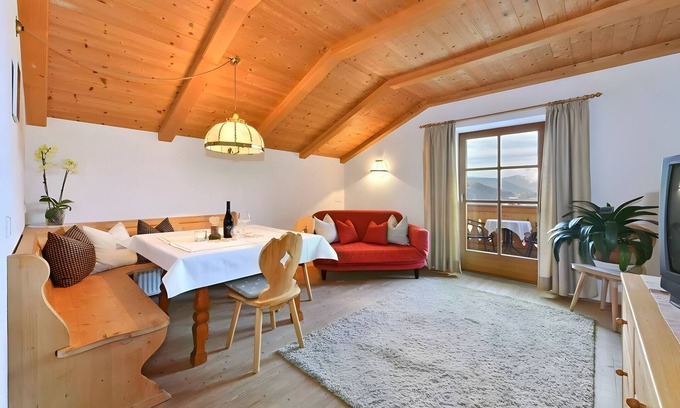 Fie allo Sciliar Otro | Granja 'Tschafon' con vistas a la montaña, terraza compartida y Wi-Fi