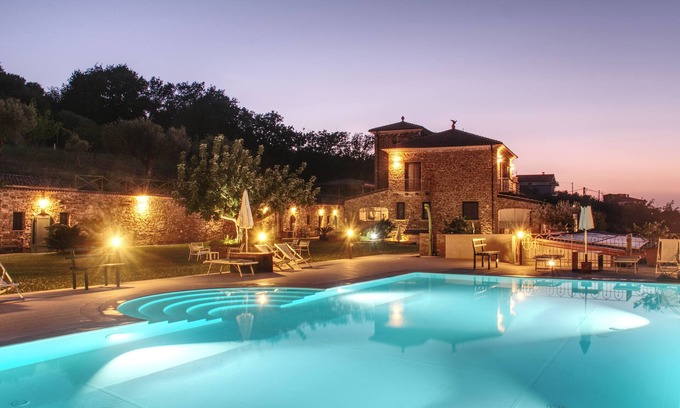 Perdifumo Casa | Farmhouse with infinity pool. Ideal for groups.