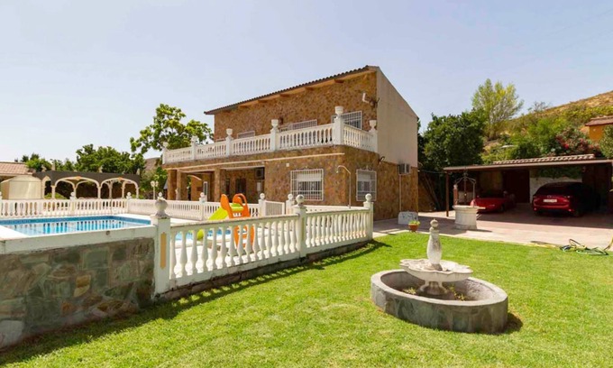 Padul Villa | Cortijo con gran jardín, gran piscina