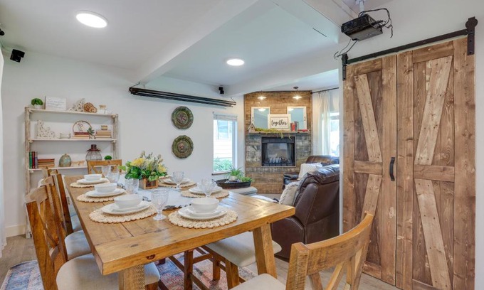 Birch Bay Casa | Farmhouse with Private Hot Tub Less Than 1 Mile to Birch Bay