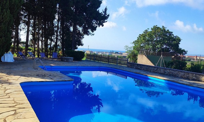 Alcanar Otro | Farmhouse with swimming pool and tennis on a 1 hectare estate of orange and olive trees, 1 km from the sea.