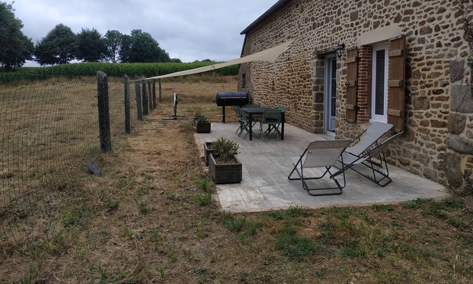 La Bazouge-du-Desert Otro | Farmhouses in the heart of nature